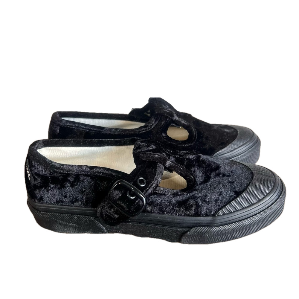 VANS Unisex Crushed Velvet Mary Jane Shoe Size 5 or 4 #B1842